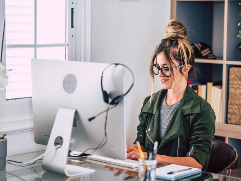 devenir assistante web sans expérience